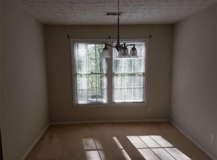 4864 Clubgreen Smt, Stone Mountain, GA