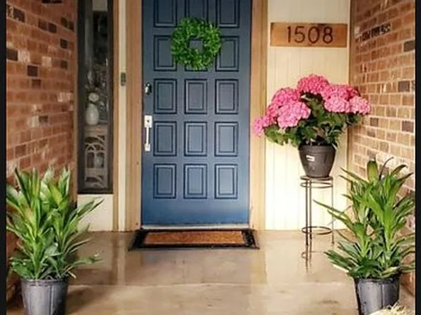 1508 Magnolia Ln, Edmond, OK 73013