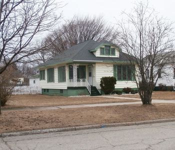 816 S 15th St, Escanaba, MI, 49829