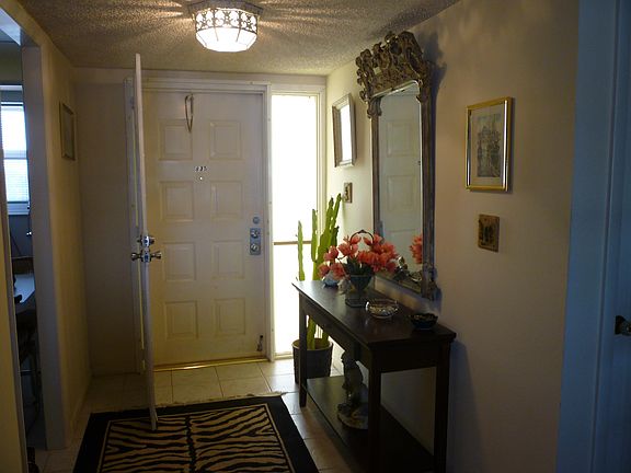 2nd image of 1523 E HILLSBORO Boulevard E #835