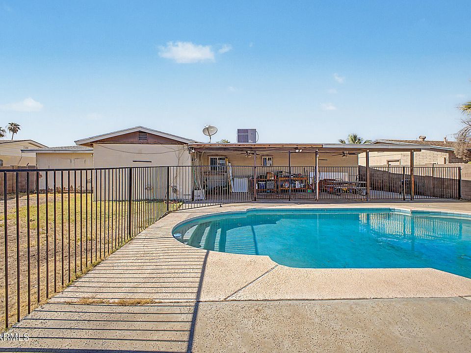 1st image of 3833 W VOGEL Avenue