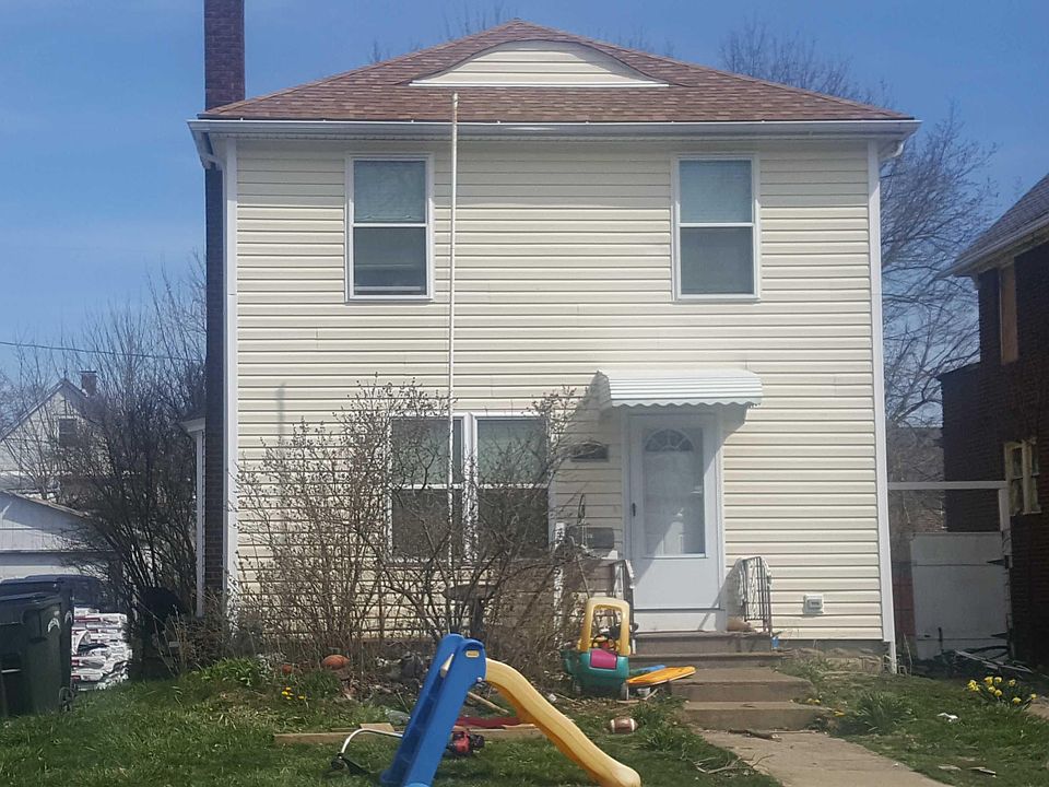 1st image of 429 10th St