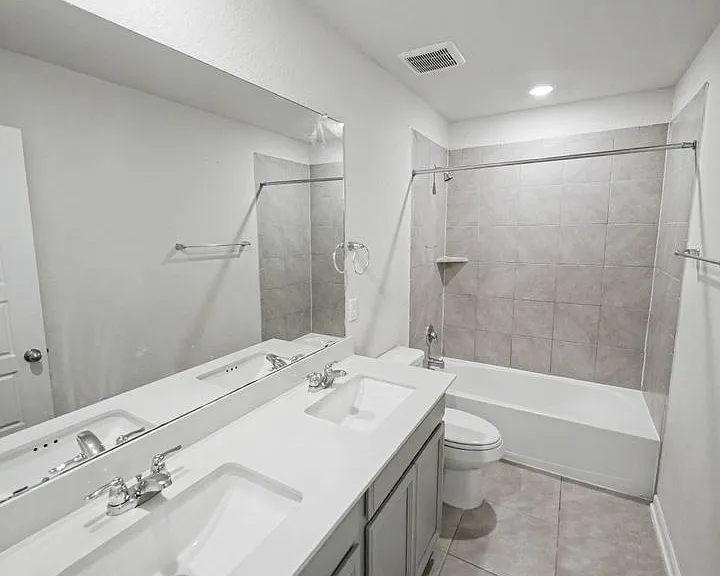 3037 Beringer Blvd — Photo 44