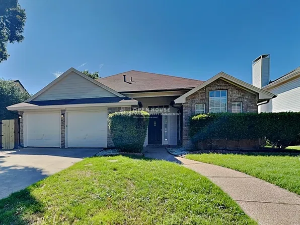4631 Essex Dr, Grand Prairie, TX 75052