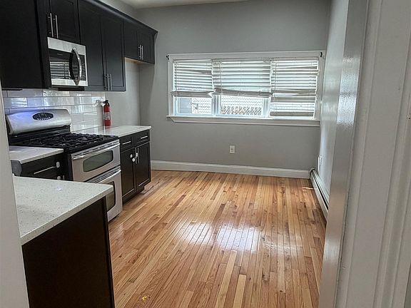 5th image of 137A Dekalb Ave #1