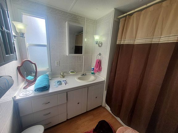 5th image of 14300 66th St N #305
