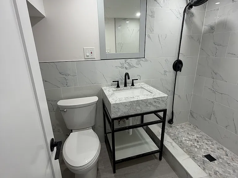 8516 3rd Ave #1 — Photo 2