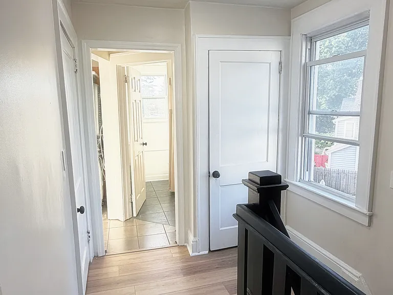 35 Hill St #B — Photo 16