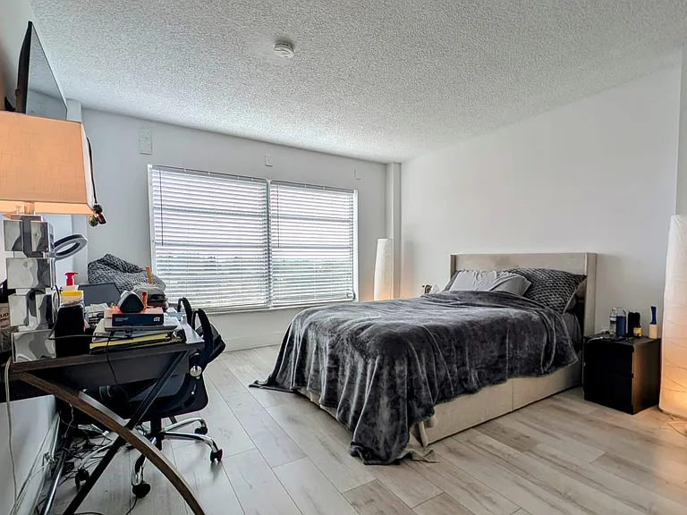4174 Inverrary Dr #914 — Photo 8