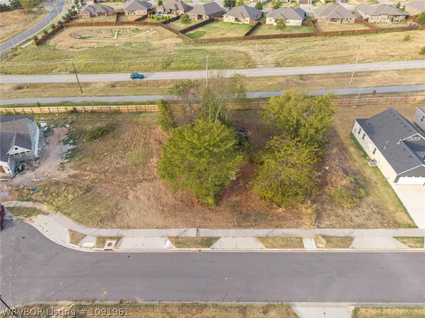 9524 Ash Pl, Fort Smith, AR 72916