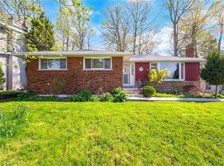 1461 Moss Glen Rd, Burlington, ON L7P2C2