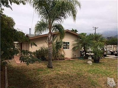 3 Bedroom 2 Baths 1,550 sf on a 7,405 sf lot!
