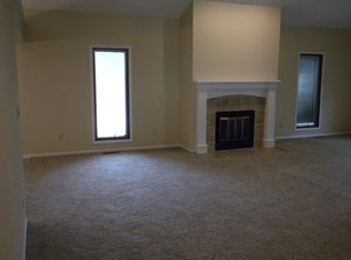 10809 Sandpiper Cv, Fort Wayne, IN 46845