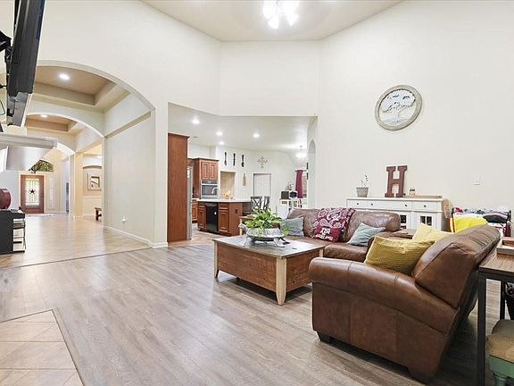 4th image of 13610 Stern Creek Ln