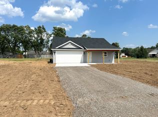 1962 W Cadmus Rd, Adrian, MI 49221