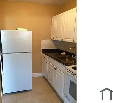 2131 NW 7th St #3 — Photo 2