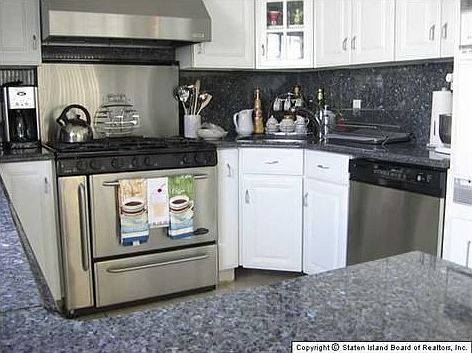 4th image of 27 Xenia St