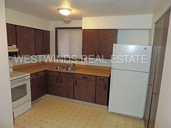 2nd image of 190 Sugar Creek Ln #4D