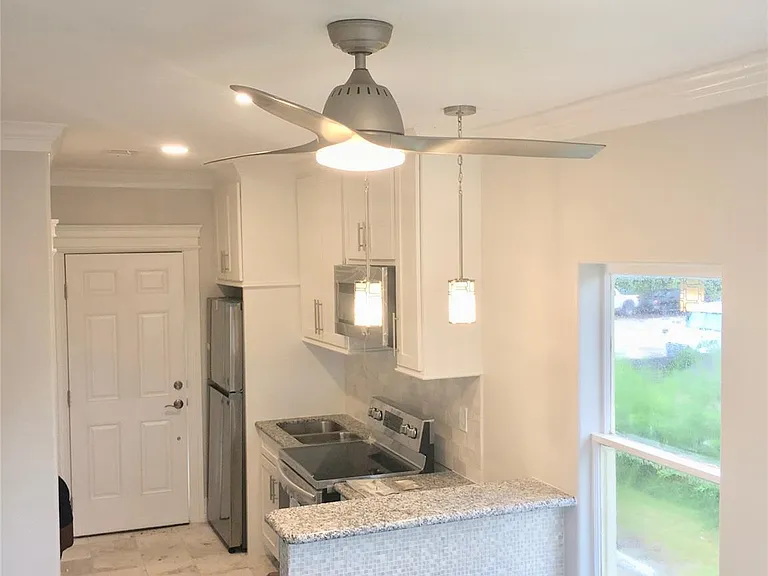 12430 Pecan Ct #B — Photo 4