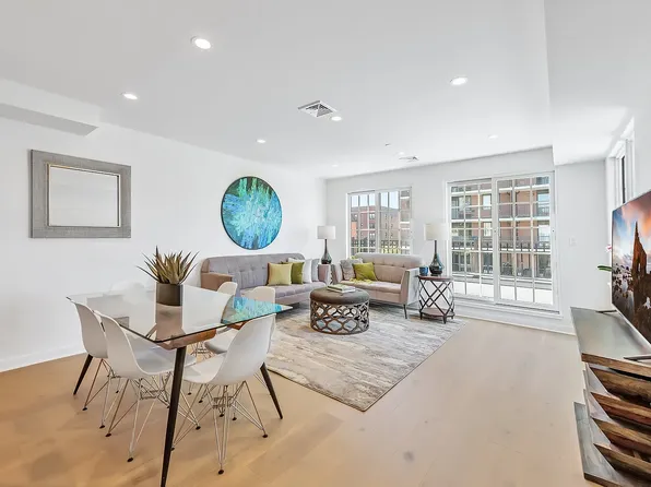 23-23 30th Ave #5A, Astoria, NY 11102