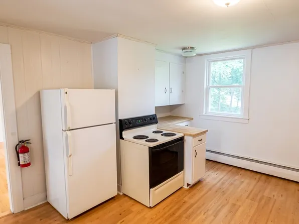 54 Bradbury St, Old Town, ME