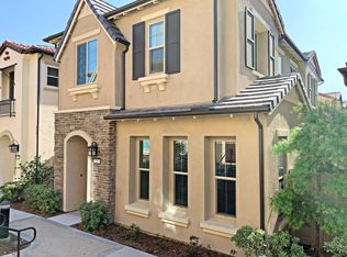 119 Primrose Dr, Lake Forest, CA 92610