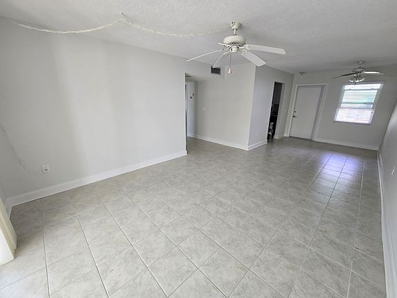 3rd image of 611 Gulf Dr N Unit C15