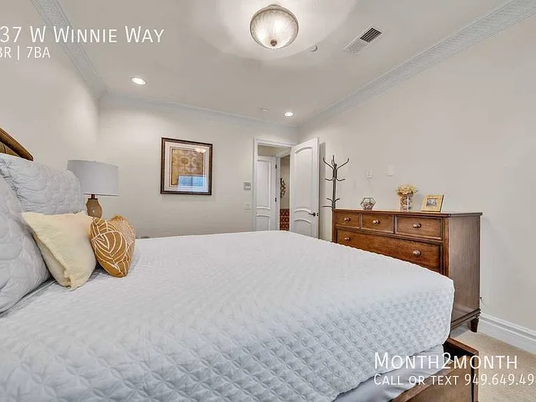 137 W Winnie Way — Photo 49
