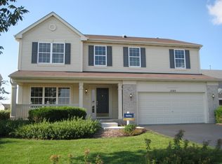 1205 Evergreen Ln, Hampshire, IL 60140
