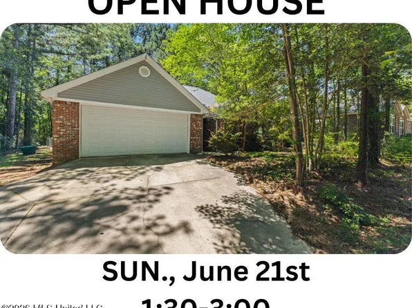 28 Bedford Forrest Ln, Hattiesburg, MS 39401