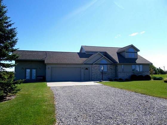 2nd image of 1376 N Callahan Rd