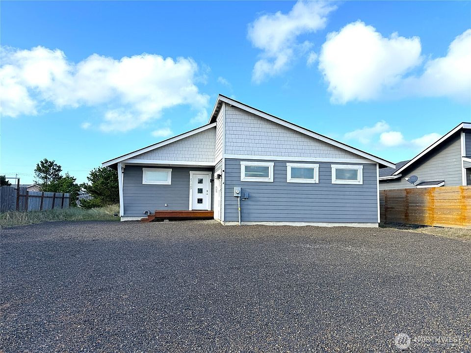 1st image of 1129 Fairwood Drive SW