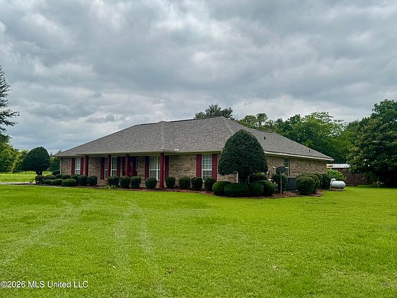 4th image of 36 Maci Ln
