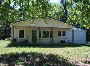 186 Tripp Rd, New Johnsonville, TN 37134