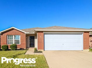 9433 Sundial Dr, Fort Worth, TX 76244