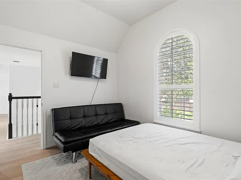 4710 Devonberry Ln — Photo 24