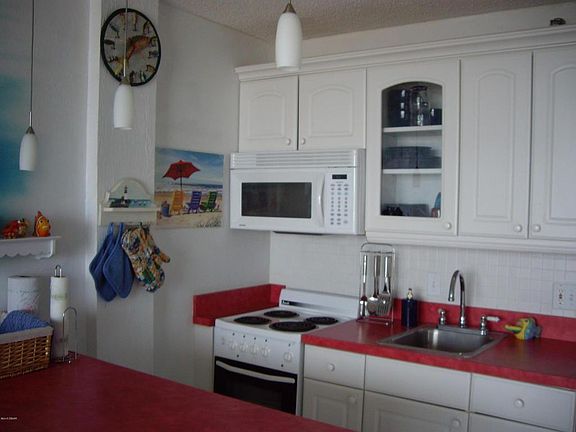2nd image of 800 N Atlantic Ave #205