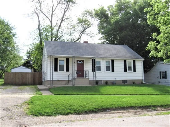 514 S Quincy St, Clinton, IL 61727