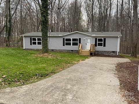 1st image of 108 Arbor Dr