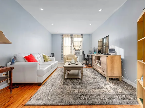6730 Clyde Street #5T, Forest Hills, NY 11375