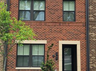 5701 11th St N APT 4, Arlington, VA 22205