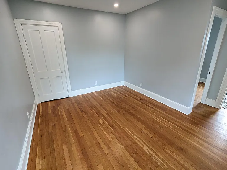 141 Allen St #3W — Photo 5