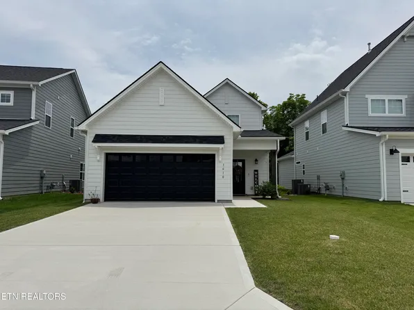 1610 Spring Berry Ln, Knoxville, TN 37924