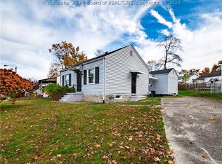 964 Zerkle St, Saint Albans, WV 25177