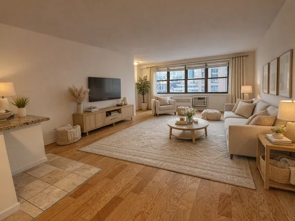 350 East 52nd Street image 1 of 7