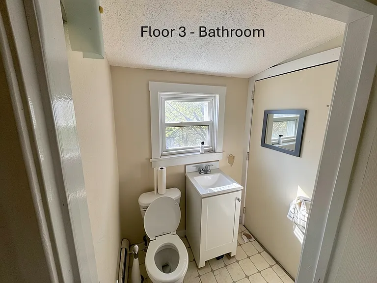 55 Pine St — Photo 11