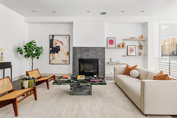 Rented by Compass | media 13