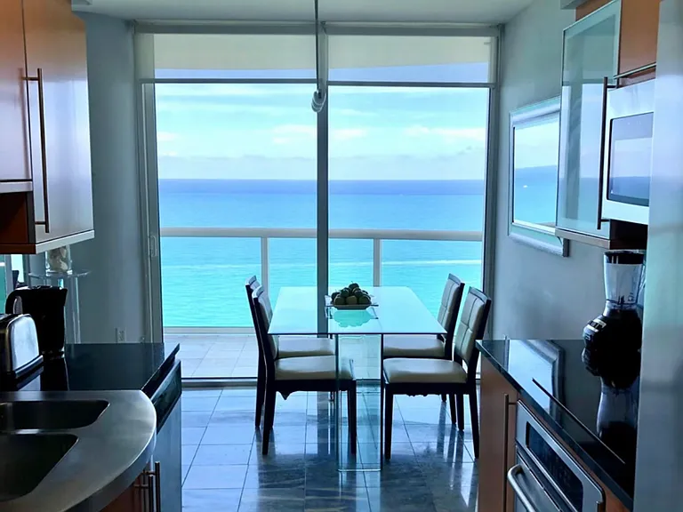 6365 Collins Ave #3802 — Photo 2