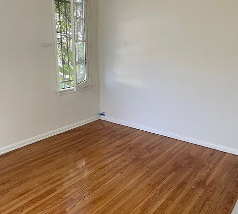 4th image of 859 N Orange Grove Ave #859