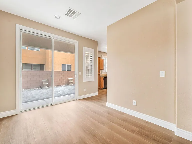7616 Perla Del Mar Ave — Photo 5